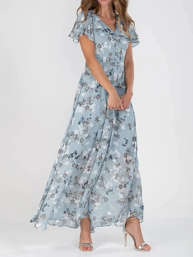 Isla & June | Glamorous dress that covers the belly