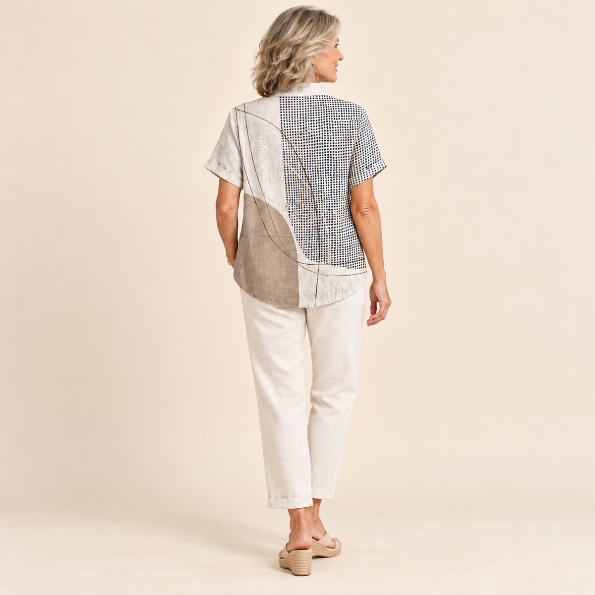 Lana - Shirt with Abstract Dots and Lines
