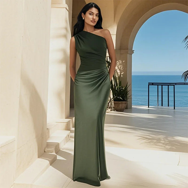 Isla & June | Maxi Dress with a Guilt in Satin