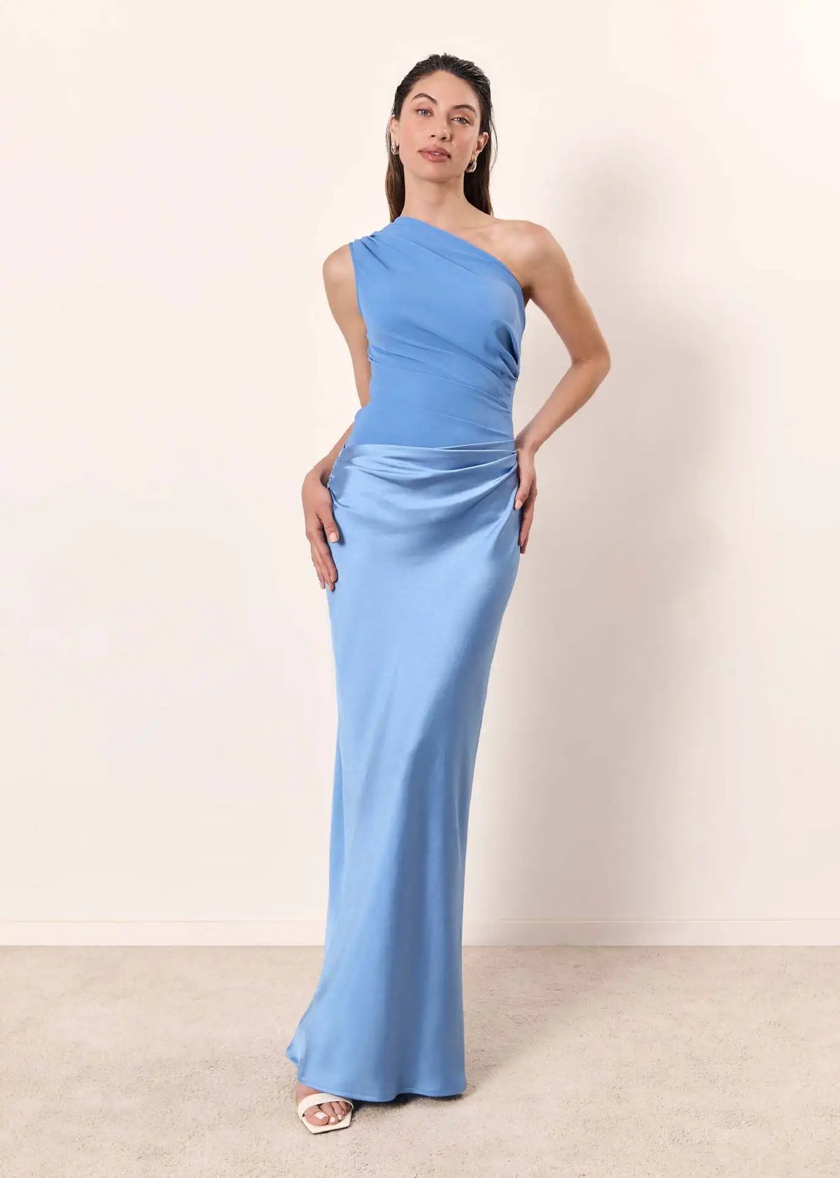 Isla & June | Maxi Dress with a Guilt in Satin